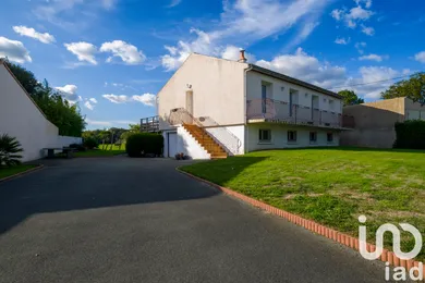 Maison à Essarts en Bocage (85140)