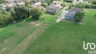 Domain at Tucquegnieux (54640)