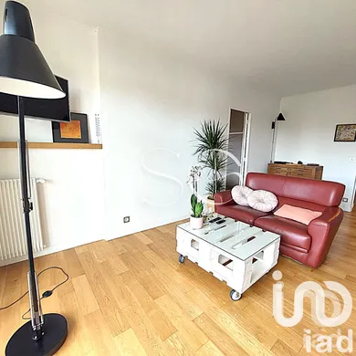 Apartment at Montmorency (95160)