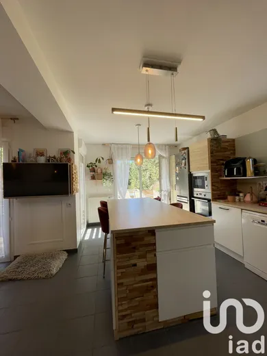 House at Pont-Salomon (43330)