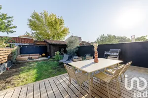 Townhouse at Bordeaux (33300)