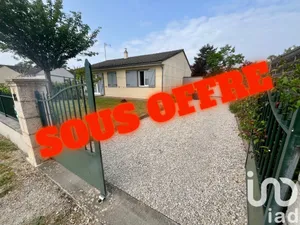 Village house at Vitry-aux-Loges (45530)