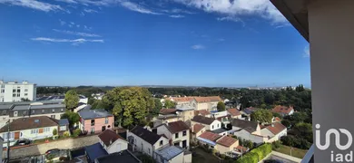 Apartment in Tinqueux (51430)