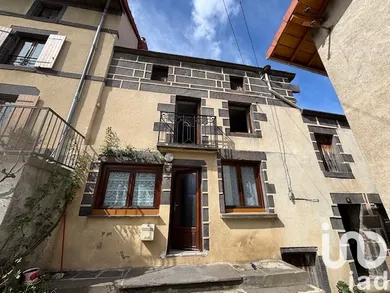 Village house in Volvic (63530)