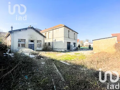 Immeuble à Varennes-sur-Seine (77130)