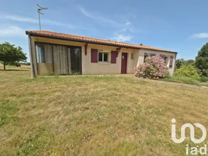 Maison traditionnelle à Montournais (85700)