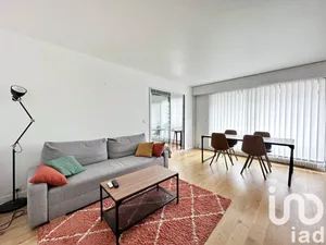 Apartment at Paris (75019)