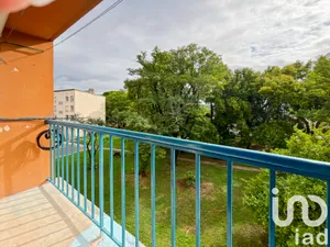 Appartement à Saint-Nazaire (30200)