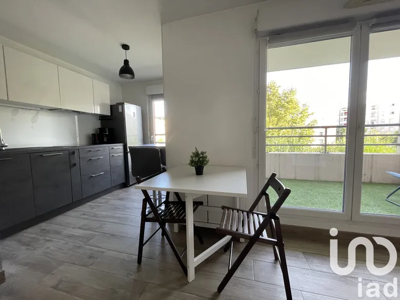 Appartement 2 pièces 42 m² · à Meyzieu · 42 m² · 175 000 €