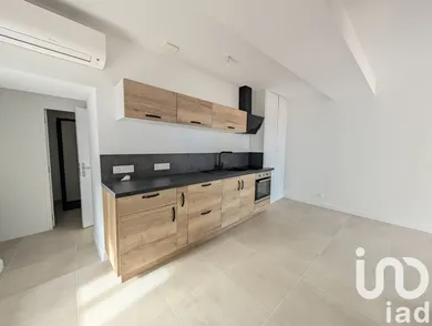 Apartment in Courson-les-Carrières (89560)