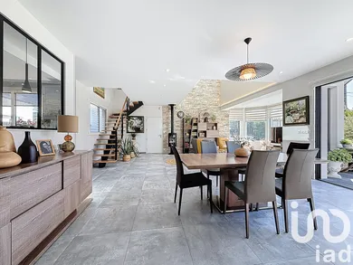 Architectural house at Quiberon (56170)