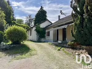 House at Mialet (24450)