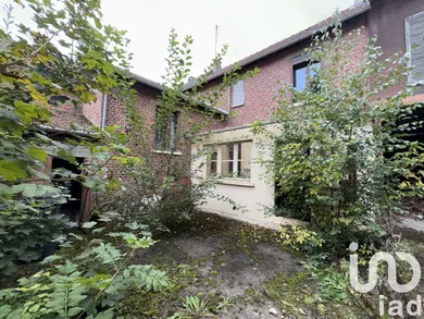 House at Trois-Rivières (80500)