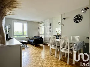 Apartment in Villeneuve-d'Ascq (59650)