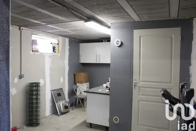 Immeuble à Les Martres-d'Artière (63430)