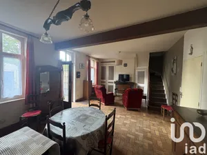 Townhouse in Conty (80160)