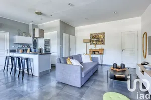 Apartment at Sanary-sur-Mer (83110)