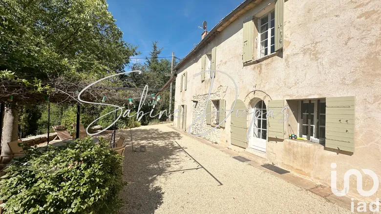 Maison 6 pièces 148 m² · à Goult · 148 m² · 489 000 €