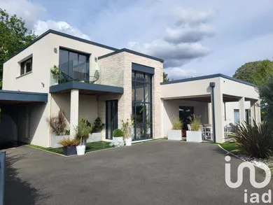 House in Saint-Cyr-sur-Loire (37540)