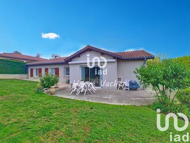 Maison traditionnelle à Viriat (01440)