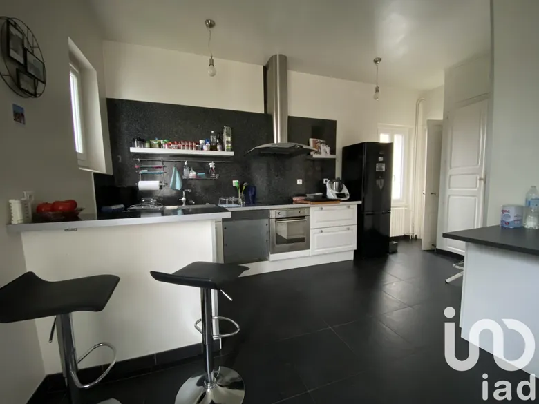 Maison 8 pièces 165 m² · à Montluçon · 165 m² · 139 000 €