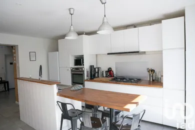 Architectural house at Bordeaux (33800)