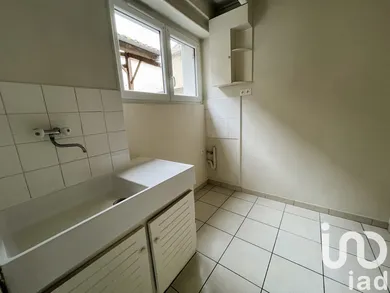 House in Verruyes (79310)