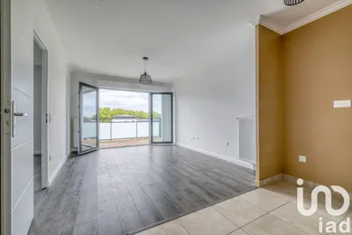 Apartment in SERRIS (77700)