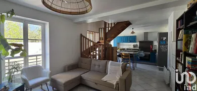 Apartment in Saint-Vrain (91770)