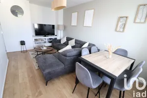 Apartment at Avon (77210)