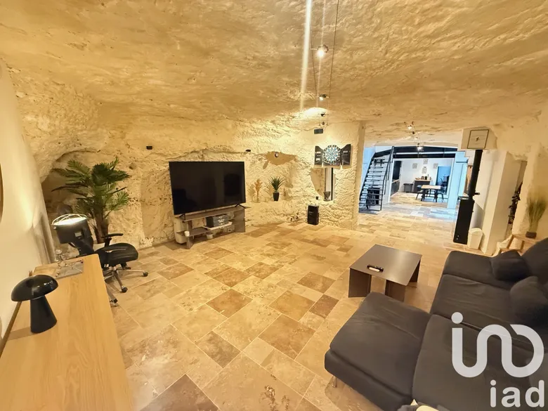 Maison 5 pièces 133 m² · à Vouvray · 133 m² · 310 000 €