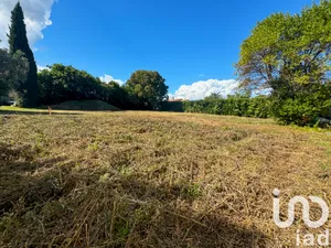 Land in Maillane (13910)