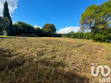 Land in Maillane (13910)