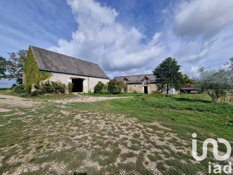 Maison 7 pièces 220 m² · à Monnaie · 220 m² · 379 800 €