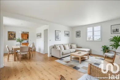 Maison traditionnelle à Crégy-lès-Meaux (77124)