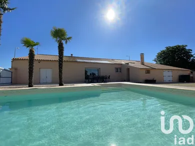 House at La Vallée (17250)