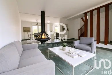 Maison à Santeny (94440)