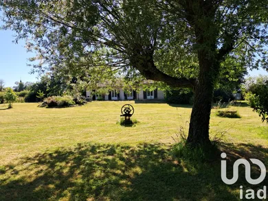 Maison à Commelle-Vernay (42120)