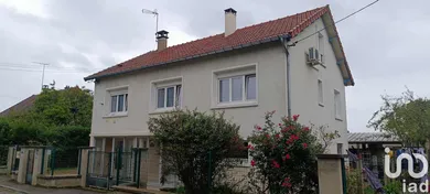Maison traditionnelle à Bonnard (89400)