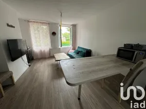 Building in Breteuil (27160)