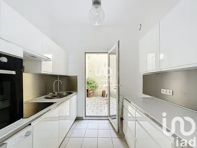 Apartment in Reims (51100)