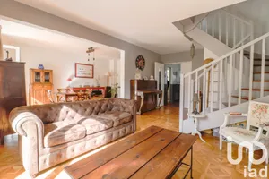 Maison à Magny-les-Hameaux (78114)