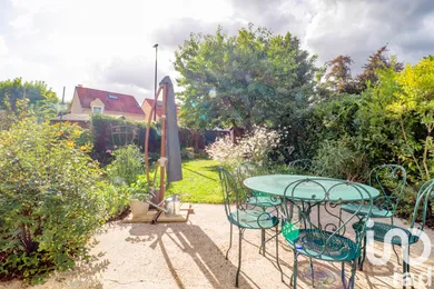 House at Magny-les-Hameaux (78114)