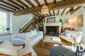 Maison de campagne à Ouanne (89560)
