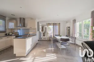 House in Bondy (93140)