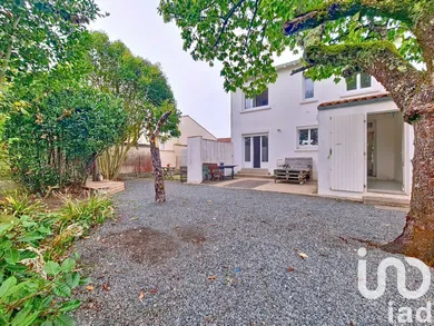 Maison à Tonnay-Charente (17430)