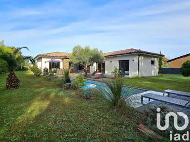 Maison à Belin-Béliet (33830)