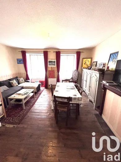 Townhouse in Pierrefort (15230)