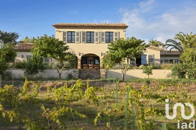 Maison à Saint-Tropez (83990)