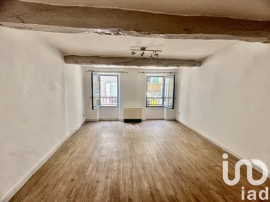 Apartment in Peyruis (04310)